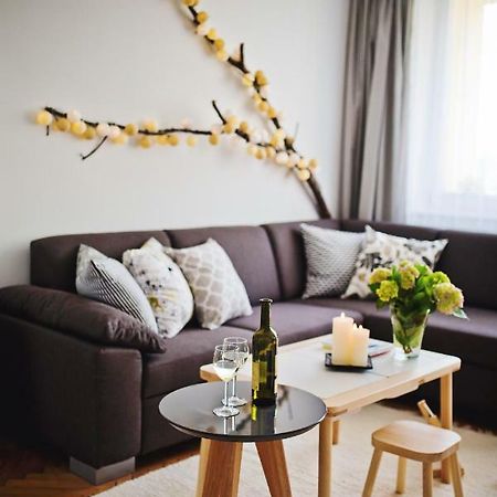 Apartman Loty ตาตรันสกา ลอมนีจา ภายนอก รูปภาพ